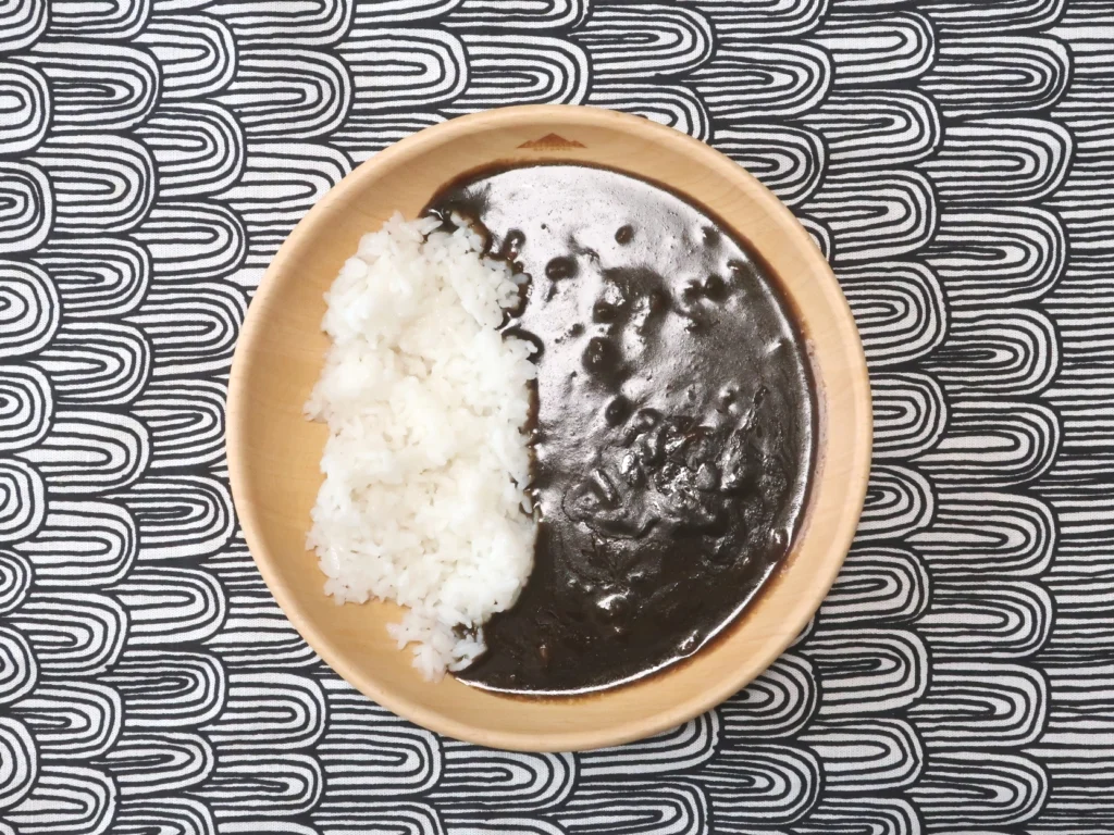 ヒロセ通商 株主優待 レトルトカレー 45個セット 大量 食品 ヒロセ通商 株主優待 レトルトカレー 45個セット 大量