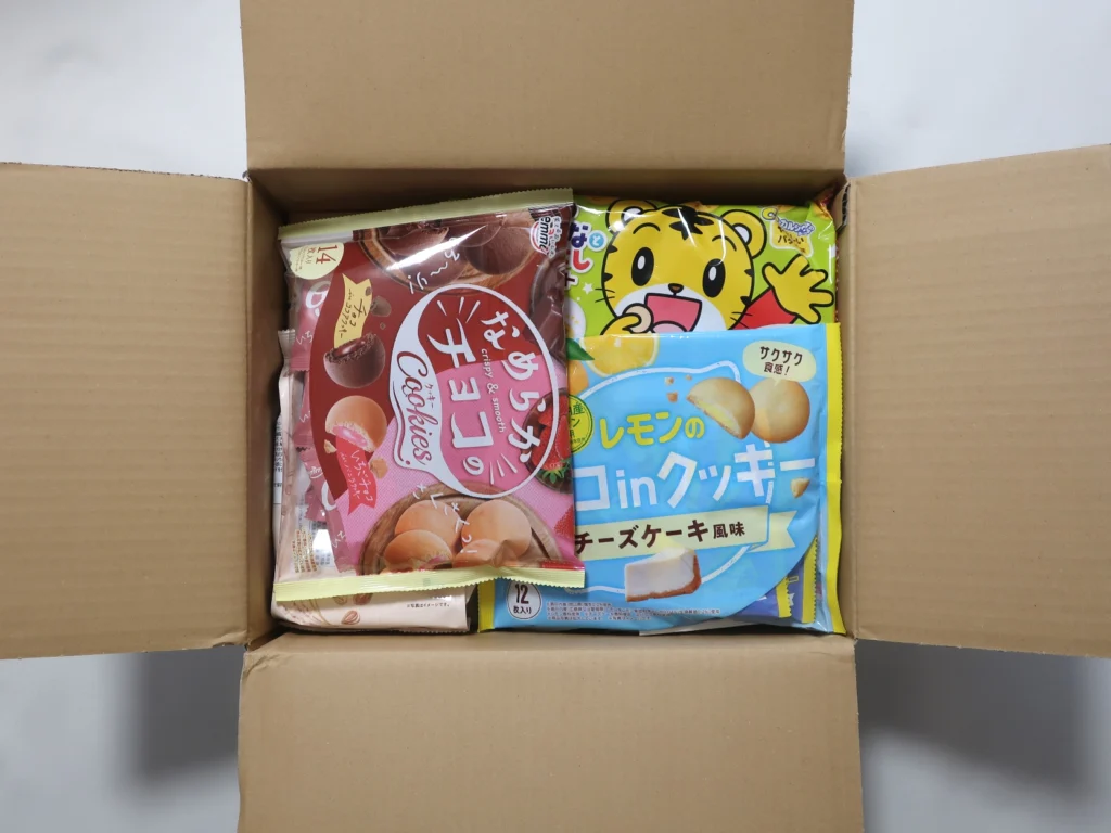 正栄食品工業(8079)から株主優待が到着｜100株で15種類の自社商品